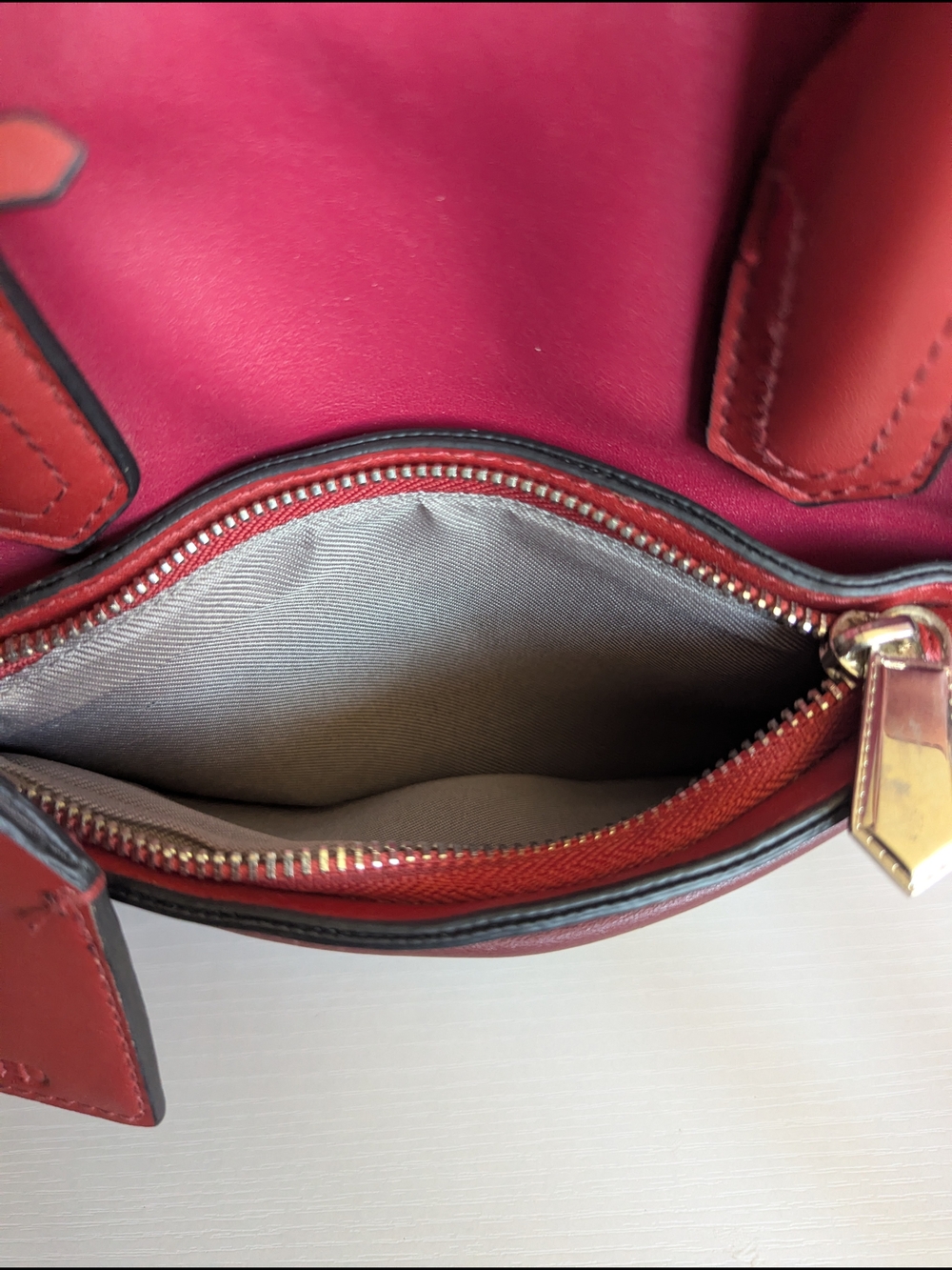 Reef Two-Tone Pink Leather Satchel with Detachable Strap - Picture 14 of 15
